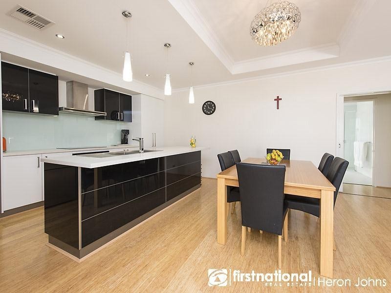 79 Minerva Loop, Success WA 6164