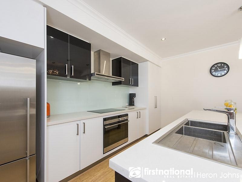 79 Minerva Loop, Success WA 6164