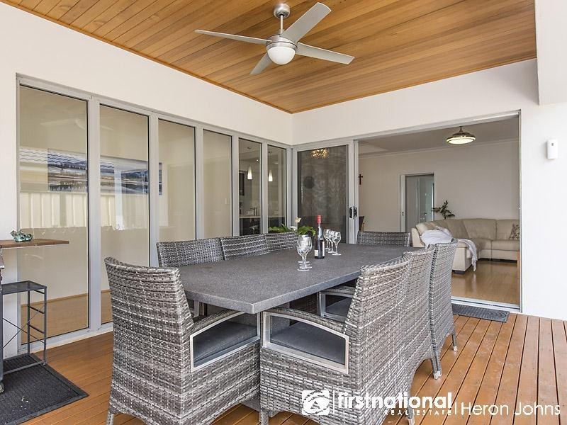 79 Minerva Loop, Success WA 6164