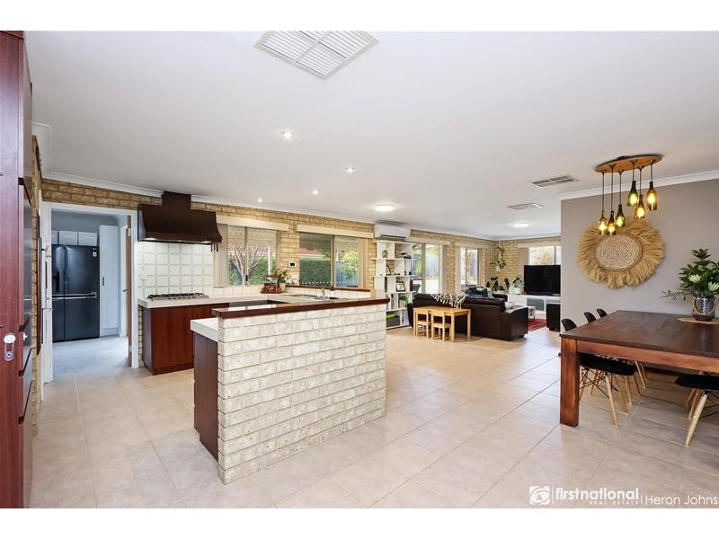 27 Brockman Avenue, Bull Creek WA 6149