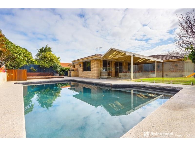 27 Brockman Avenue, Bull Creek WA 6149