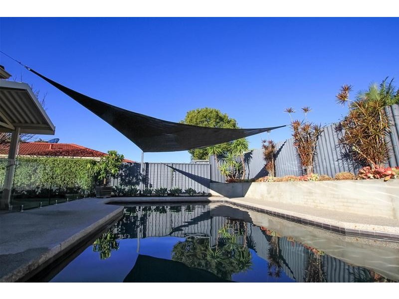 27 Brockman Avenue, Bull Creek WA 6149