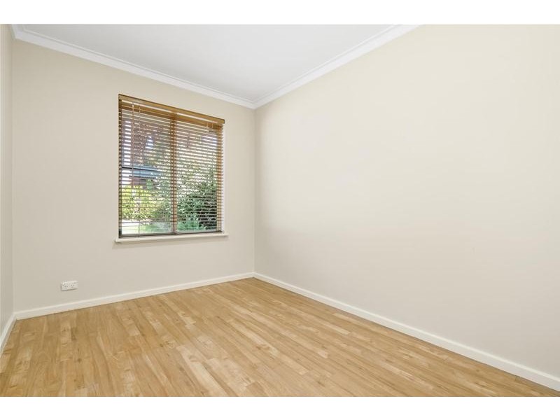 5 Charrington Court, Leeming WA 6149