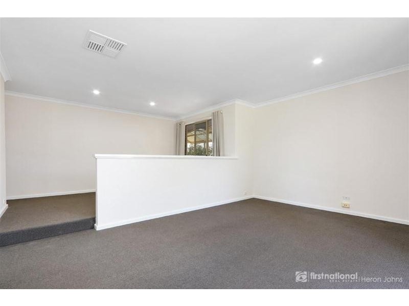 21 Beckley Circle, Leeming WA 6149