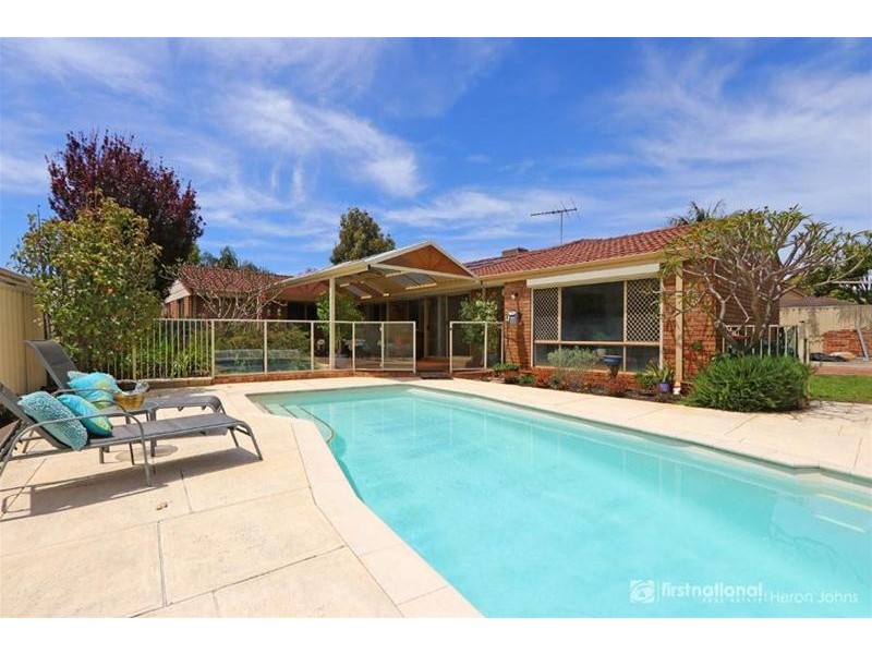 21 Beckley Circle, Leeming WA 6149