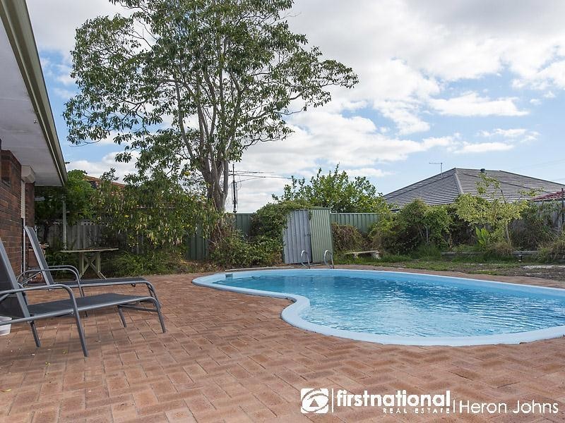 11 Vigors Avenue, Bull Creek WA 6149