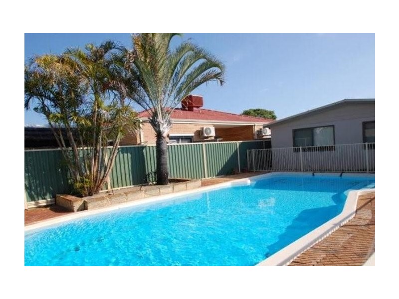 22 Stuart Court, Bateman WA 6150