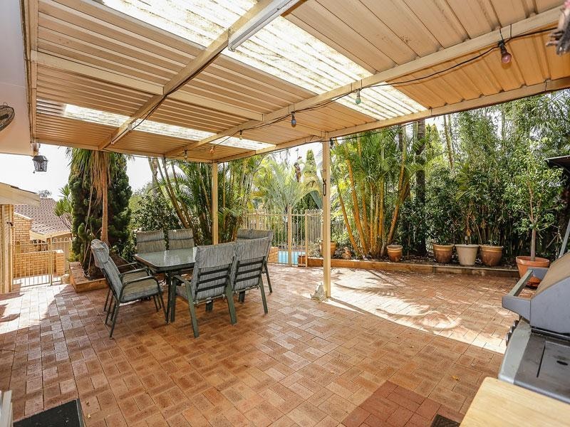 10 Burtenshaw Close, Leeming WA 6149