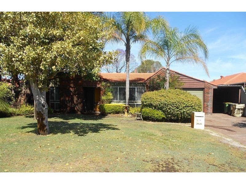 11 Vigors Avenue, Bull Creek WA 6149