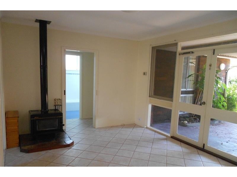 11 Vigors Avenue, Bull Creek WA 6149