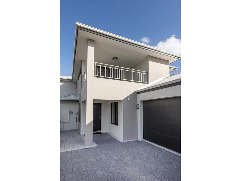 1 Bowler Place, Bull Creek WA 6149