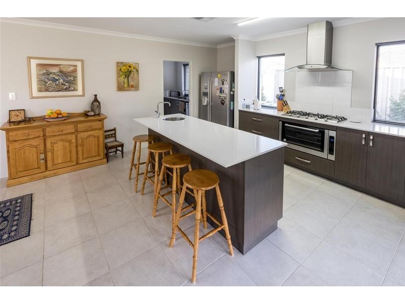 1 Bowler Place, Bull Creek WA 6149