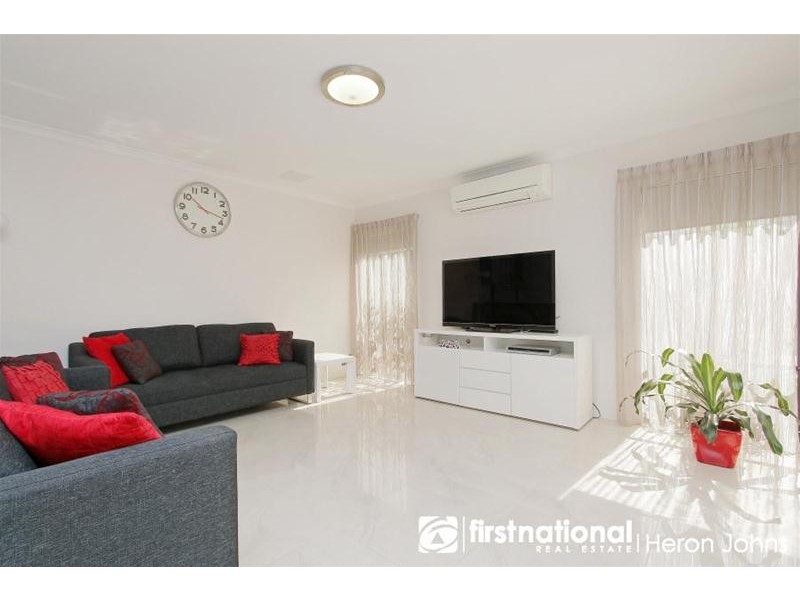 6 Knox Cove, Wilson WA 6107