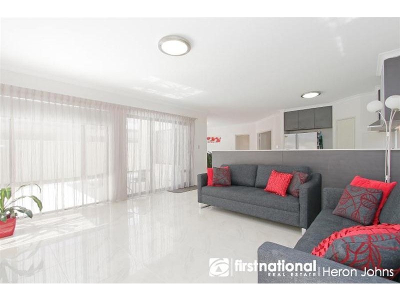 6 Knox Cove, Wilson WA 6107