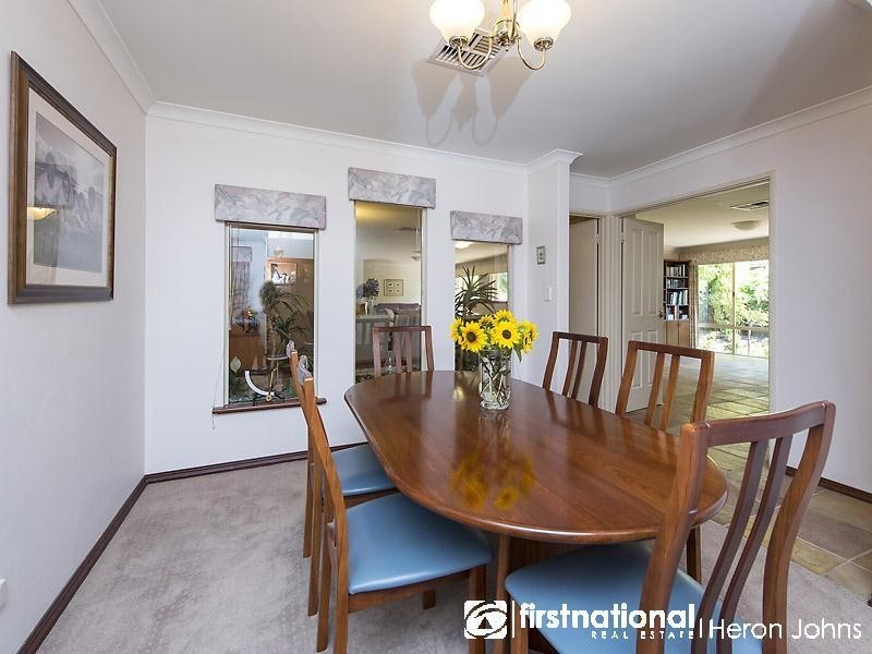 17 Moran Close, Bull Creek WA 6149