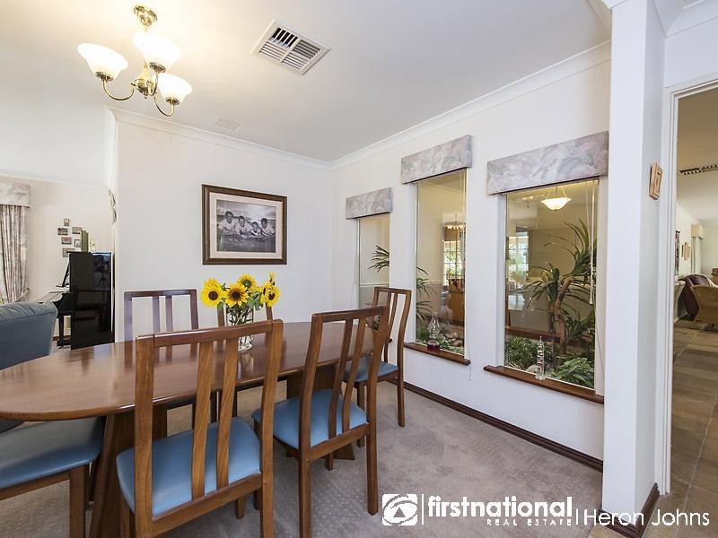 17 Moran Close, Bull Creek WA 6149