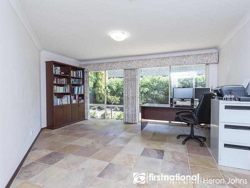 17 Moran Close, Bull Creek WA 6149