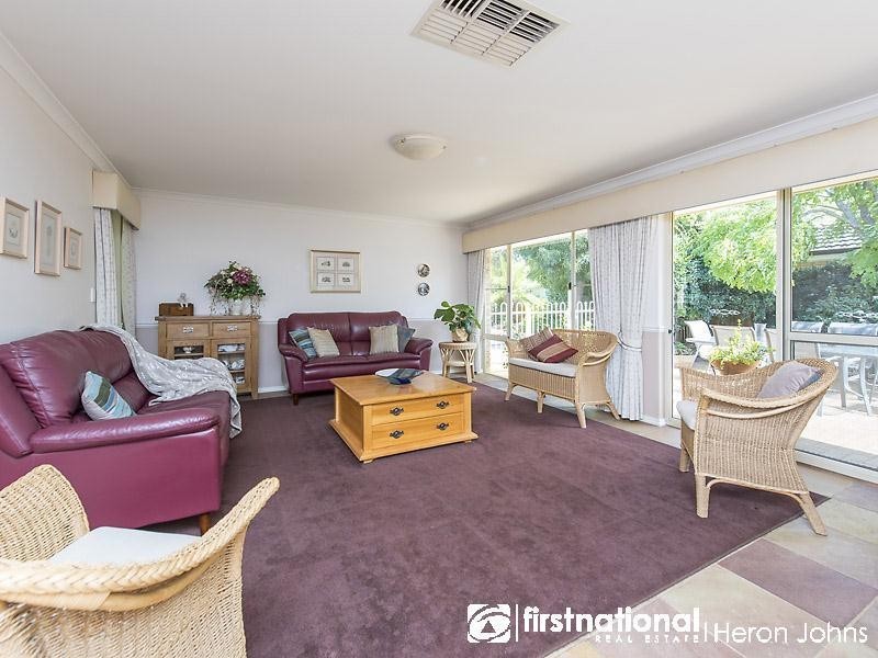 17 Moran Close, Bull Creek WA 6149