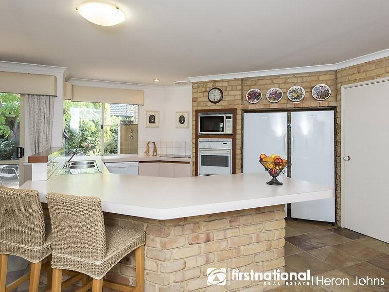 17 Moran Close, Bull Creek WA 6149