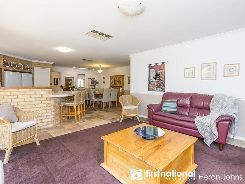 17 Moran Close, Bull Creek WA 6149