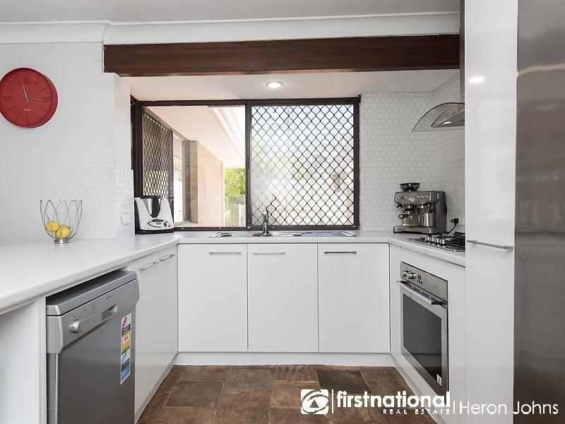 6 Nicholay Court, Bull Creek WA 6149