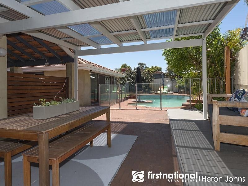 6 Nicholay Court, Bull Creek WA 6149