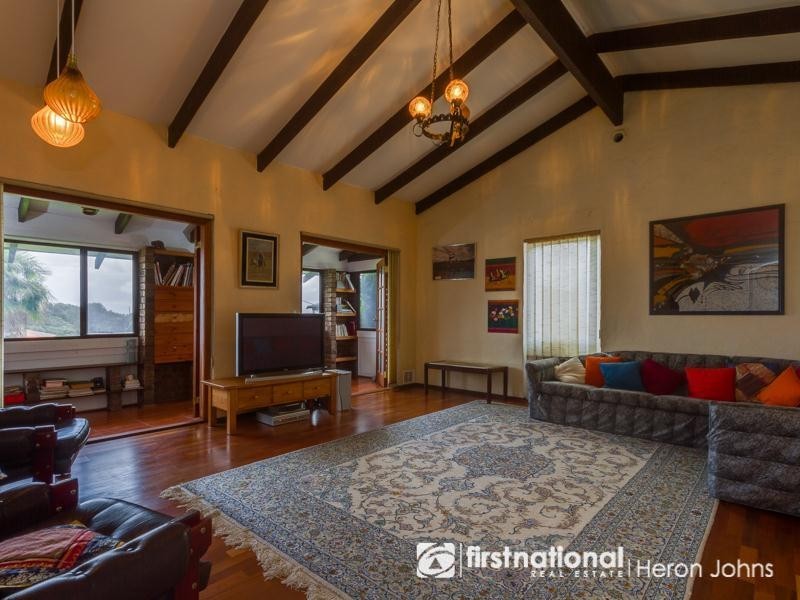 25 Hartung Way, Bull Creek WA 6149