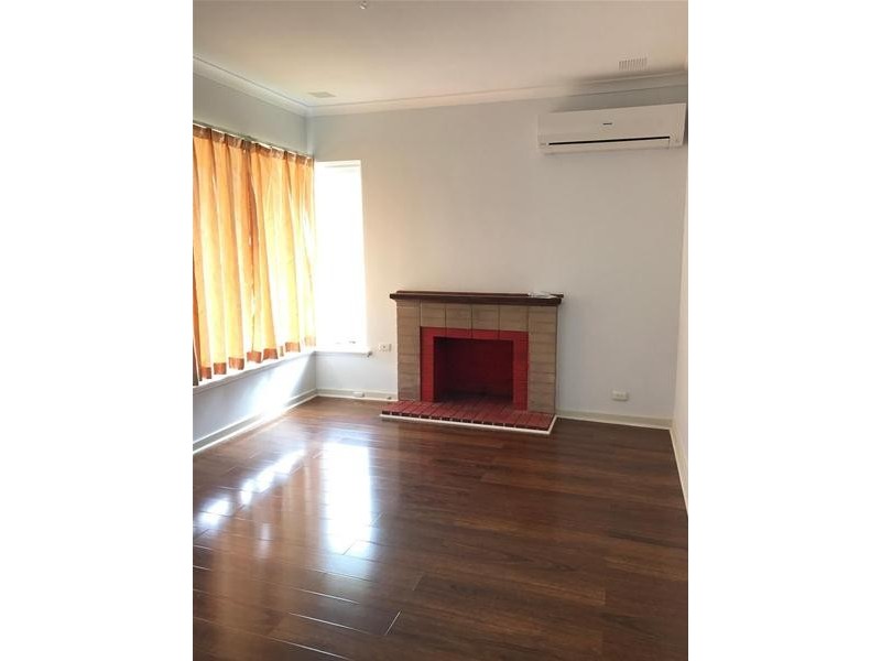 17 Brindle Street, Coolbellup WA 6163