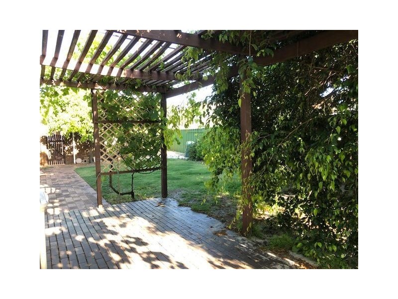 3 Lewis Close, Bull Creek WA 6149