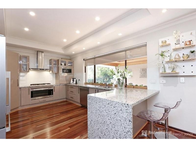 6 Hartung Way, Bull Creek WA 6149