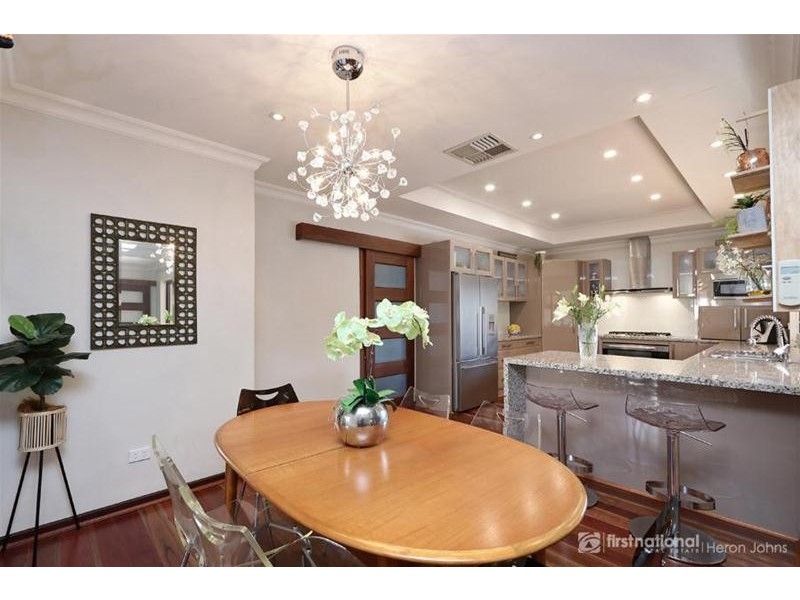 6 Hartung Way, Bull Creek WA 6149