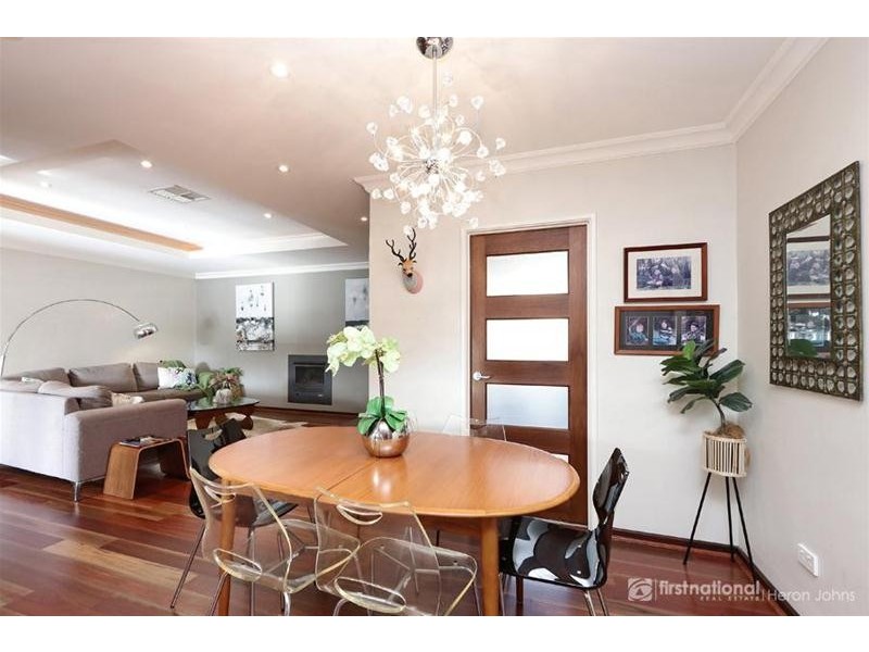 6 Hartung Way, Bull Creek WA 6149