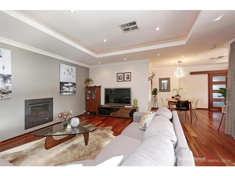 6 Hartung Way, Bull Creek WA 6149