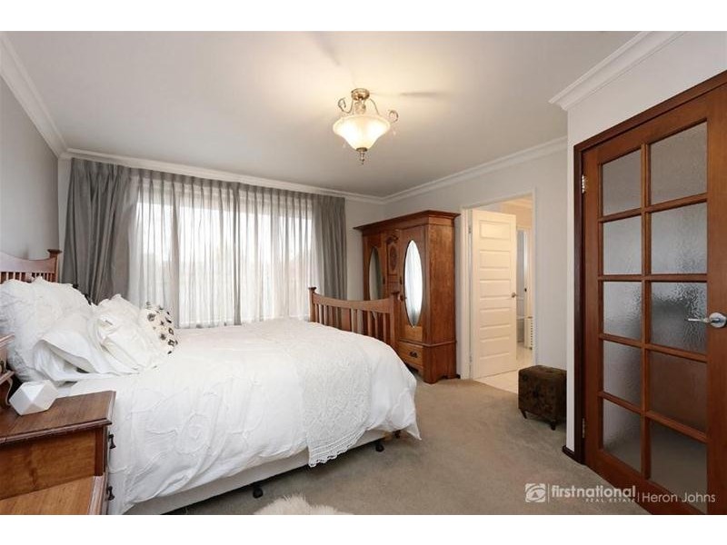 6 Hartung Way, Bull Creek WA 6149