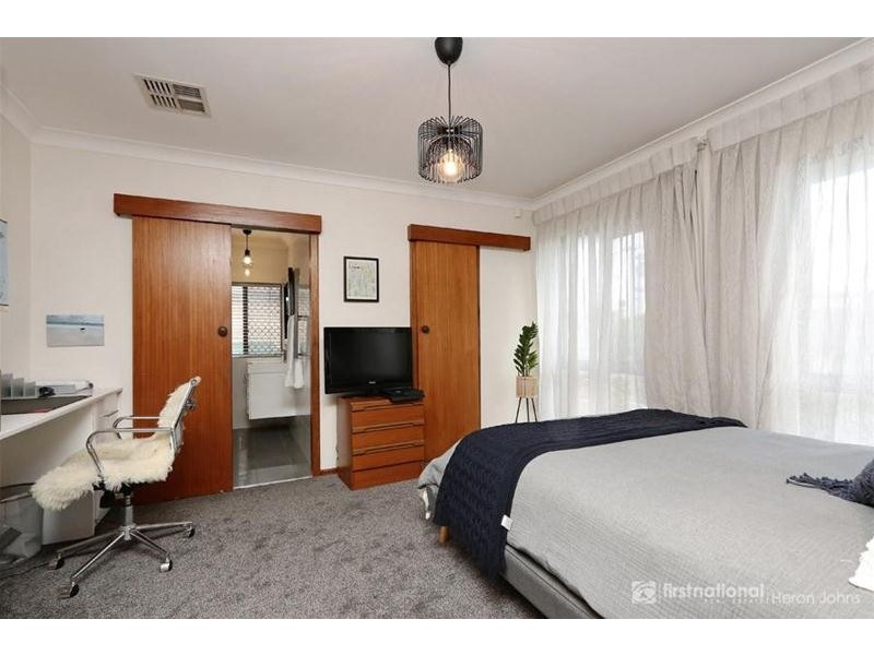 6 Hartung Way, Bull Creek WA 6149