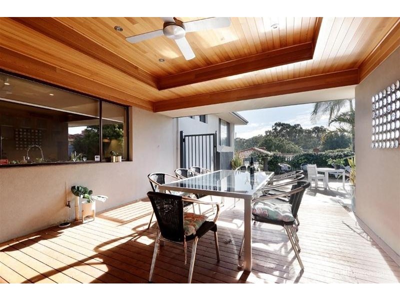 6 Hartung Way, Bull Creek WA 6149