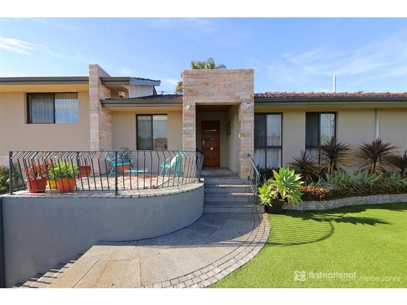 6 Hartung Way, Bull Creek WA 6149