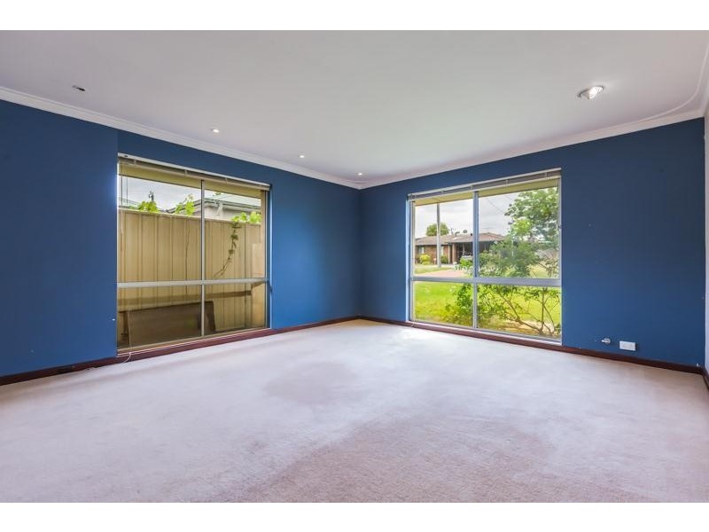 1/58 Holmes Street, Shelley WA 6148