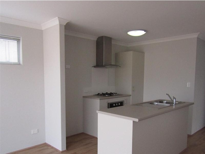 67 Ryhill Crescent, Wellard WA 6170