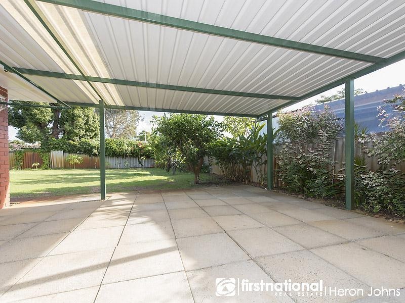 31 Bartling Crescent, Bateman WA 6150