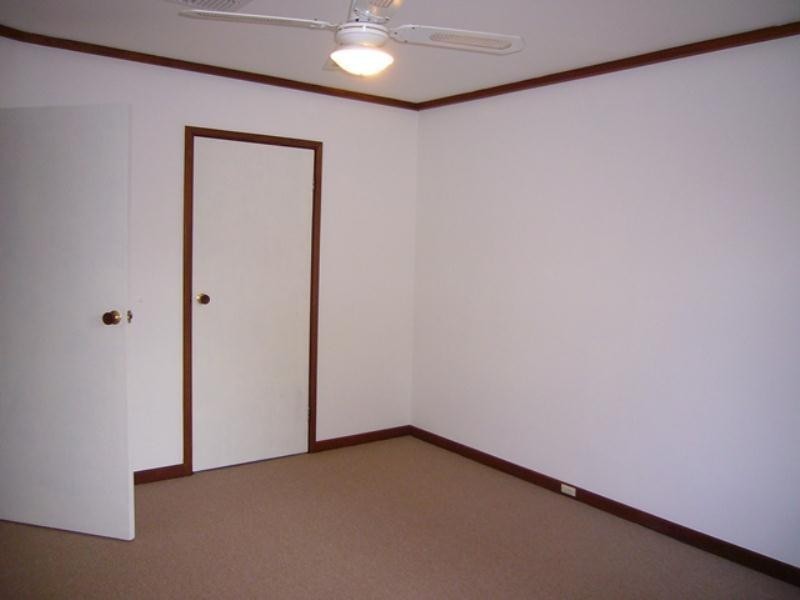 16 Parry Avenue, Bateman WA 6150