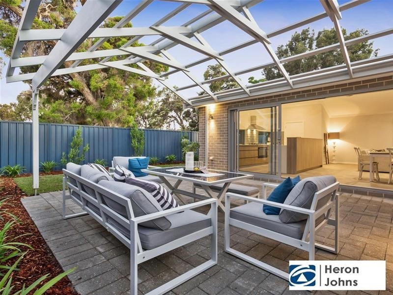 4 Lefroy Road, Bull Creek WA 6149