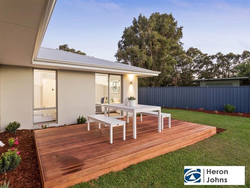 4 Lefroy Road, Bull Creek WA 6149