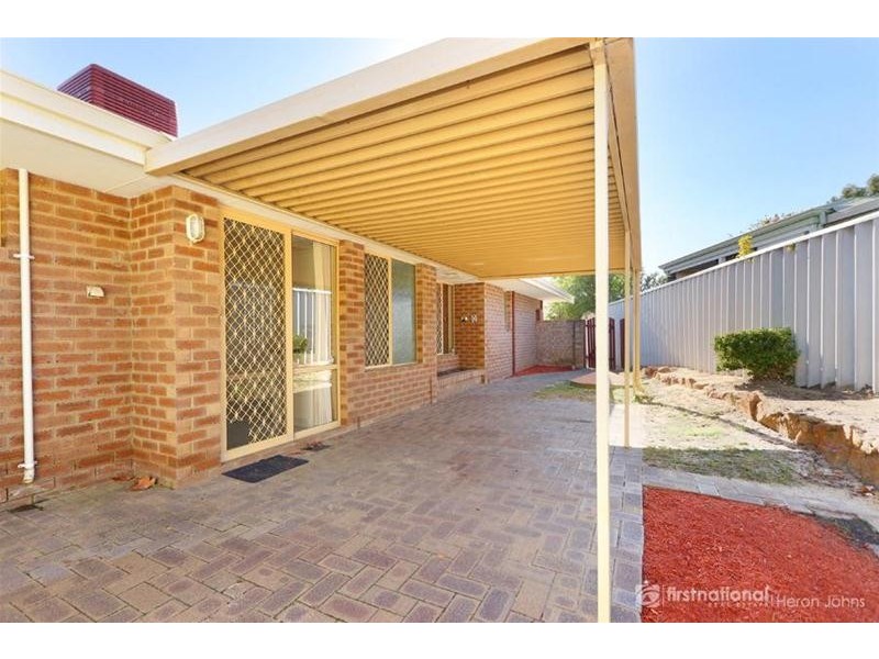 16 Sunshine Place, Bibra Lake WA 6163