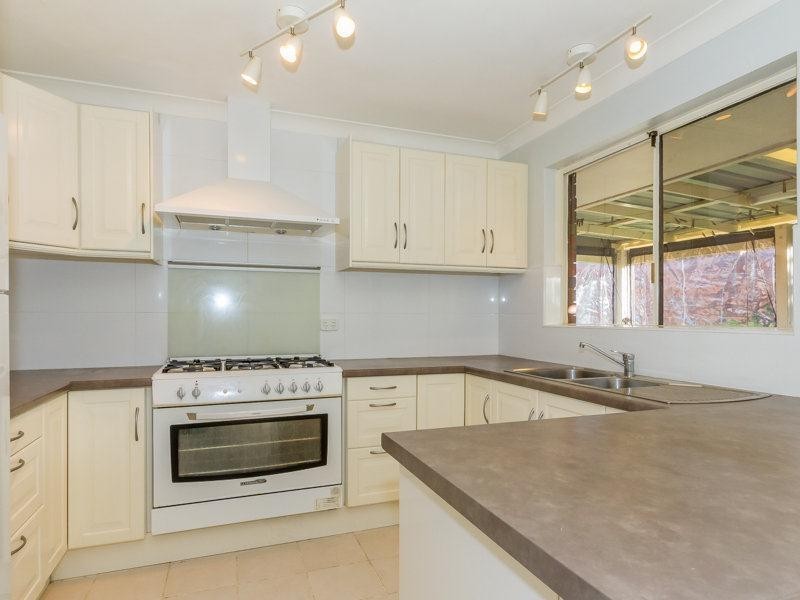 1A Hogarth Way, Bateman WA 6150