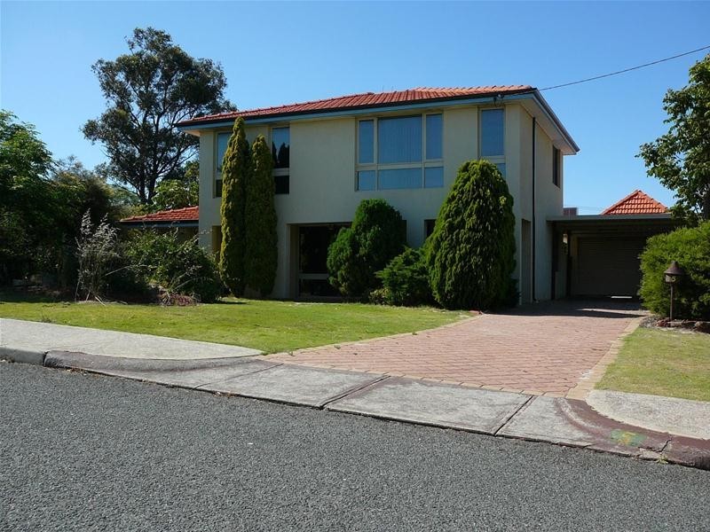 5 Gleddon Road, Bull Creek WA 6149