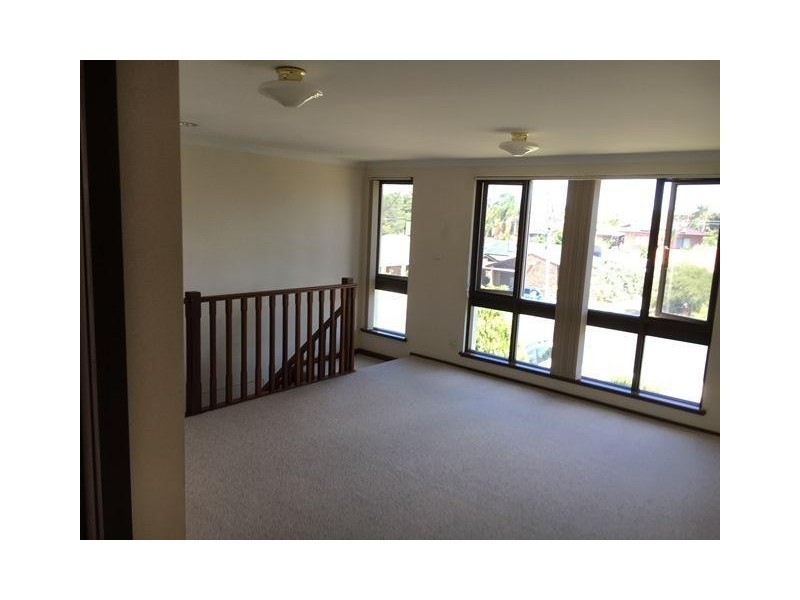 5 Gleddon Road, Bull Creek WA 6149