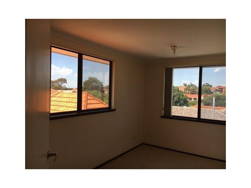 5 Gleddon Road, Bull Creek WA 6149