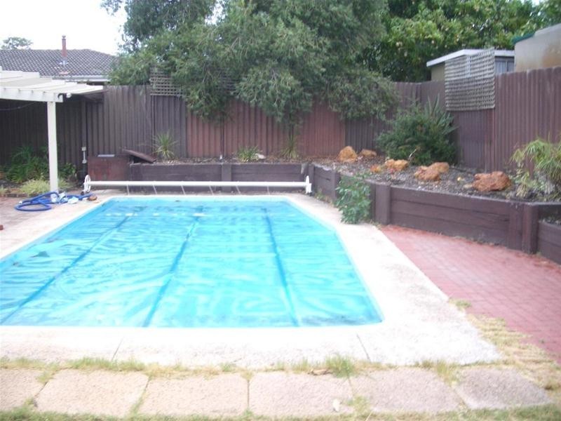 5 Gleddon Road, Bull Creek WA 6149