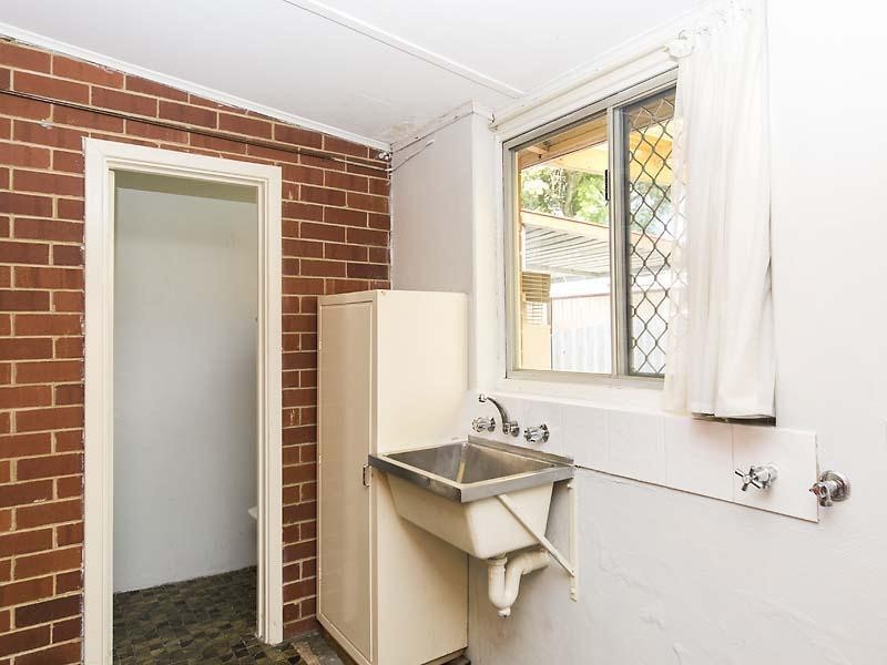 5 Thorsager Street, Coolbellup WA 6163